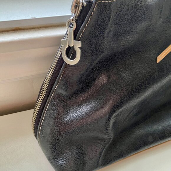 Y2K Leather Handbag | Millennial Fashion Accessories | Town Shoes Butterfly Bag - Picture 3 of 10